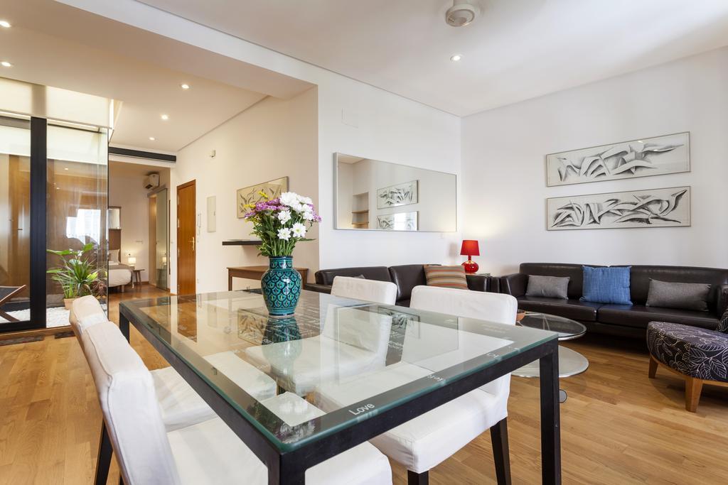Artist'S Charming Design - Space Maison Apartments Seville Ngoại thất bức ảnh